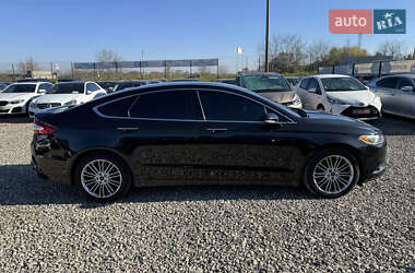 Седан Ford Fusion 2015 в 