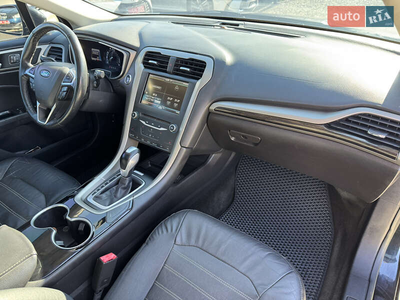 Седан Ford Fusion 2015 в Ивано-Франковске