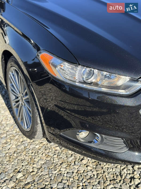 Седан Ford Fusion 2015 в Ивано-Франковске