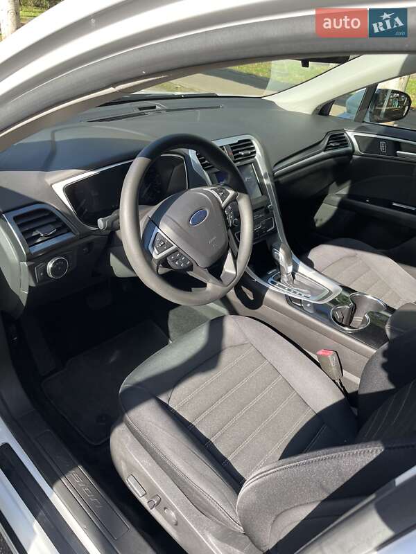 Седан Ford Fusion 2014 в Одессе