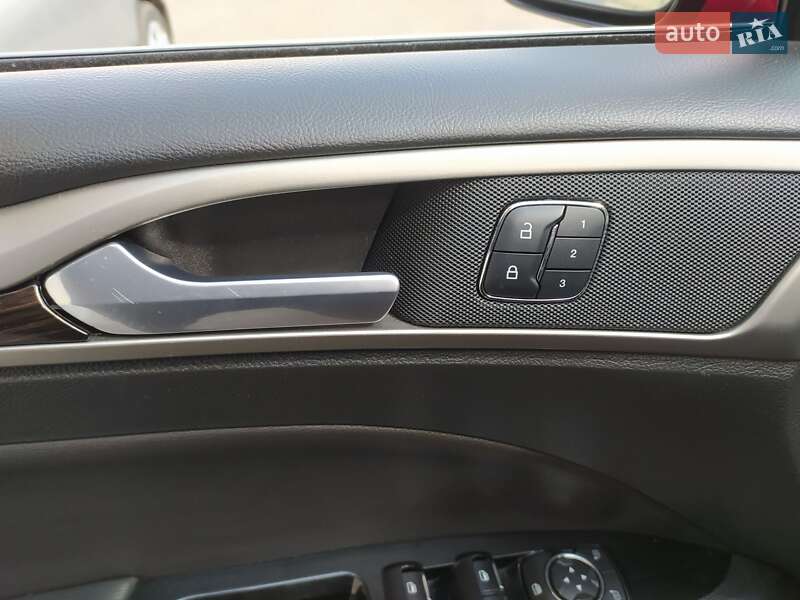 Седан Ford Fusion 2016 в Харькове фото 18 Седан Ford Fusion 2016 в Харькове