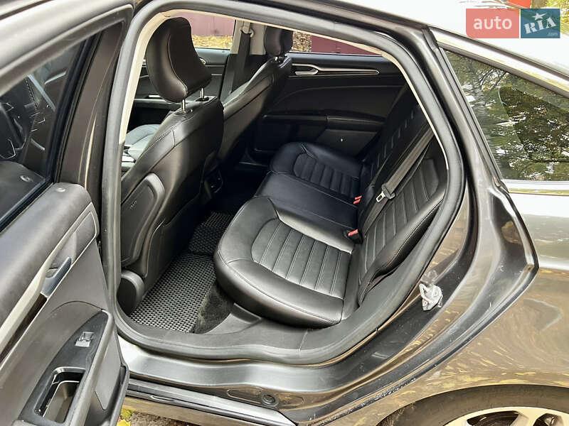 Седан Ford Fusion 2015 в Киеве