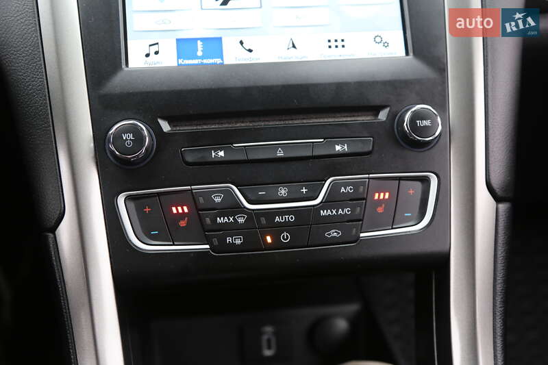 Седан Ford Fusion 2016 в Киеве