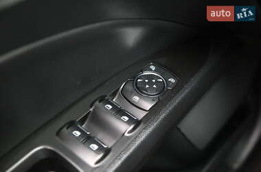 Седан Ford Fusion 2016 в  фото 26 Седан Ford Fusion 2016 в