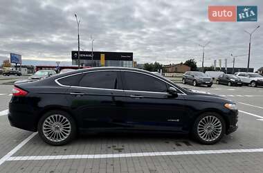 Седан Ford Fusion 2014 в 