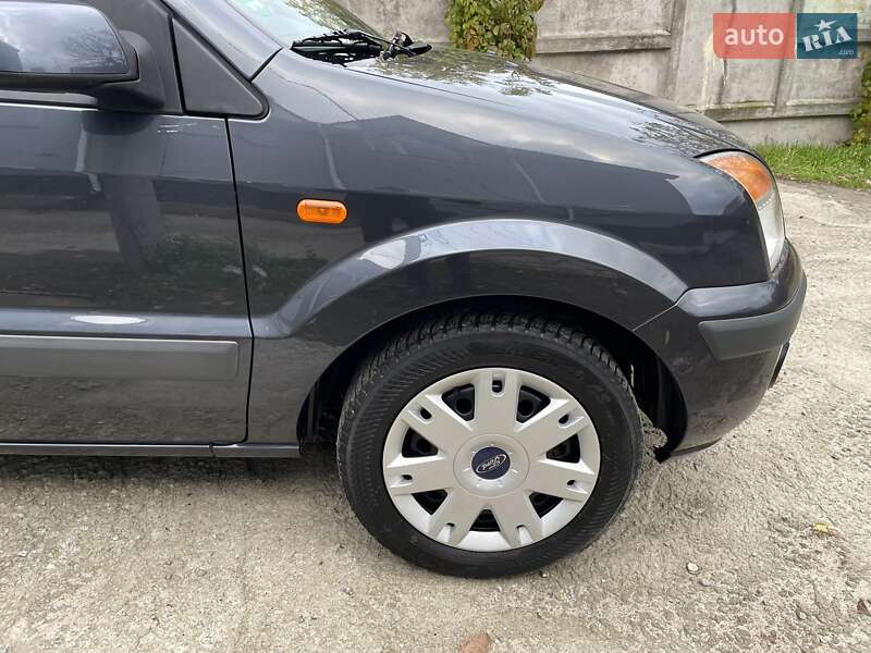 Хетчбек Ford Fusion 2008 в Вінниці