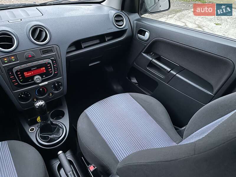 Хетчбек Ford Fusion 2008 в Вінниці