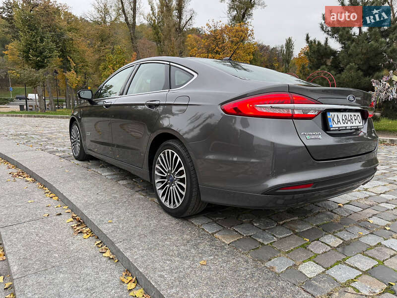 Седан Ford Fusion 2018 в Киеве