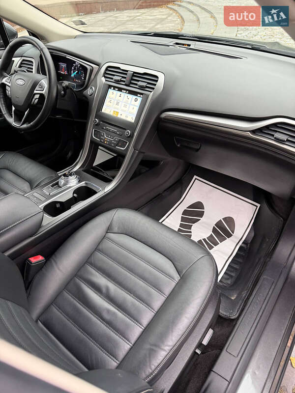 Седан Ford Fusion 2018 в Киеве