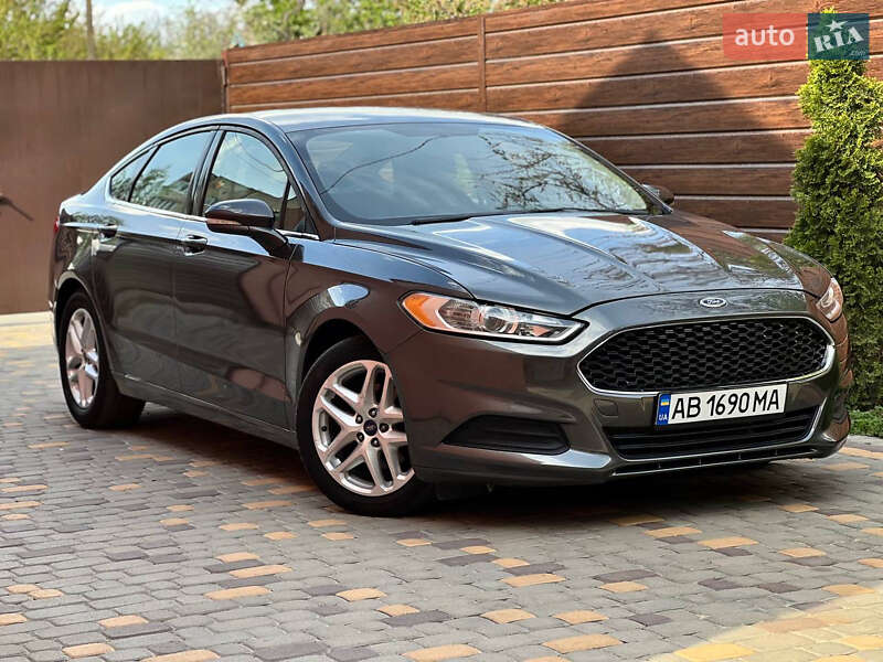 Седан Ford Fusion 2015 в Виннице