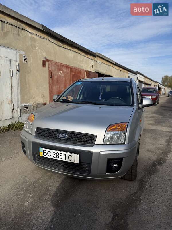Хэтчбек Ford Fusion 2010 в Львове фото 2 Хэтчбек Ford Fusion 2010 в Львове