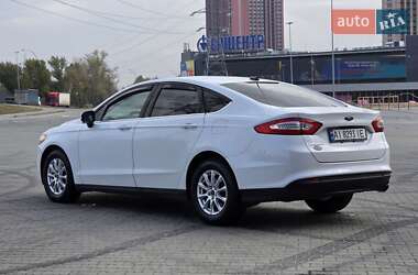 Седан Ford Fusion 2015 в  фото 15 Седан Ford Fusion 2015 в