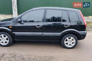 Хэтчбек Ford Fusion 2007 в 