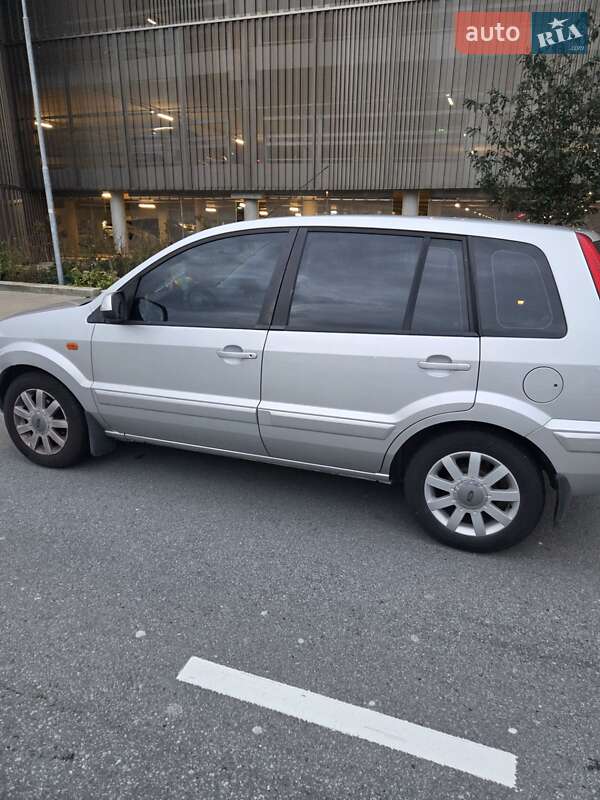 Хетчбек Ford Fusion 2011 в Харкові