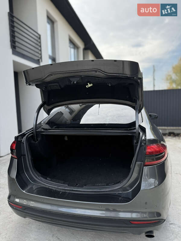 Седан Ford Fusion 2017 в Тернополе фото 9 Седан Ford Fusion 2017 в Тернополе