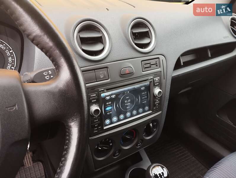 Хетчбек Ford Fusion 2007 в Житомирі фото 8 Хетчбек Ford Fusion 2007 в Житомирі