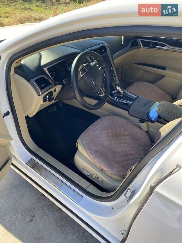 Седан Ford Fusion 2015 в Днепре фото 8 Седан Ford Fusion 2015 в Днепре