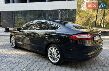 Седан Ford Fusion 2013 в 
