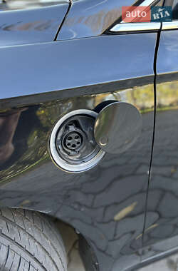 Седан Ford Fusion 2013 в 
