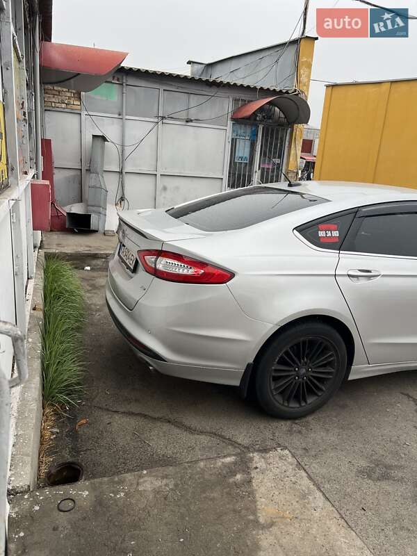 Седан Ford Fusion 2014 в Киеве фото 12 Седан Ford Fusion 2014 в Киеве