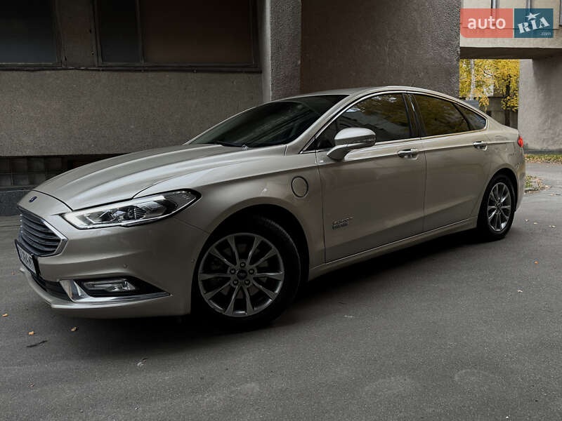 Седан Ford Fusion 2018 в Києві