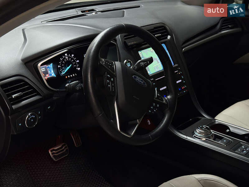 Седан Ford Fusion 2018 в Києві