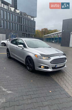 Седан Ford Fusion 2015 в Києві Седан Ford Fusion 2015 в Києві