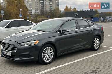 Седан Ford Fusion 2014 в 