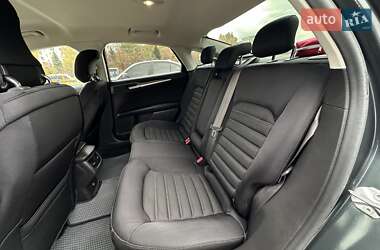 Седан Ford Fusion 2014 в 