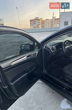 Седан Ford Fusion 2016 в Полтаві