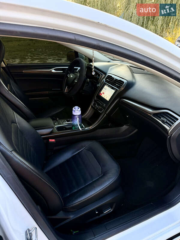 Седан Ford Fusion 2017 в Хмельницькому фото 19 Седан Ford Fusion 2017 в Хмельницькому