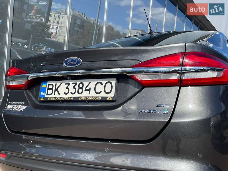 Седан Ford Fusion 2017 в Києві