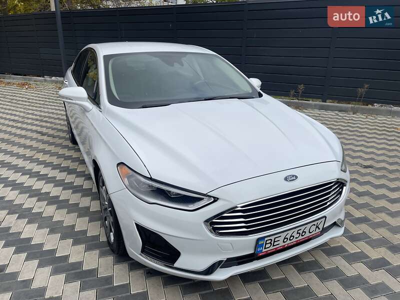 Седан Ford Fusion 2018 в Миколаєві