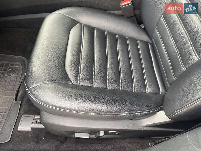 Седан Ford Fusion 2018 в Миколаєві