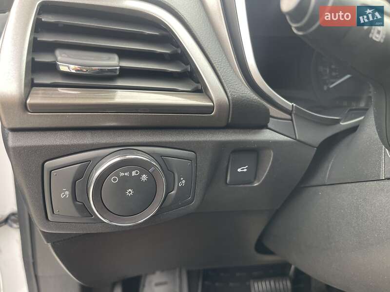 Седан Ford Fusion 2018 в Миколаєві