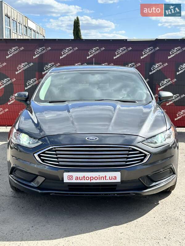 Седан Ford Fusion 2018 в Сумах