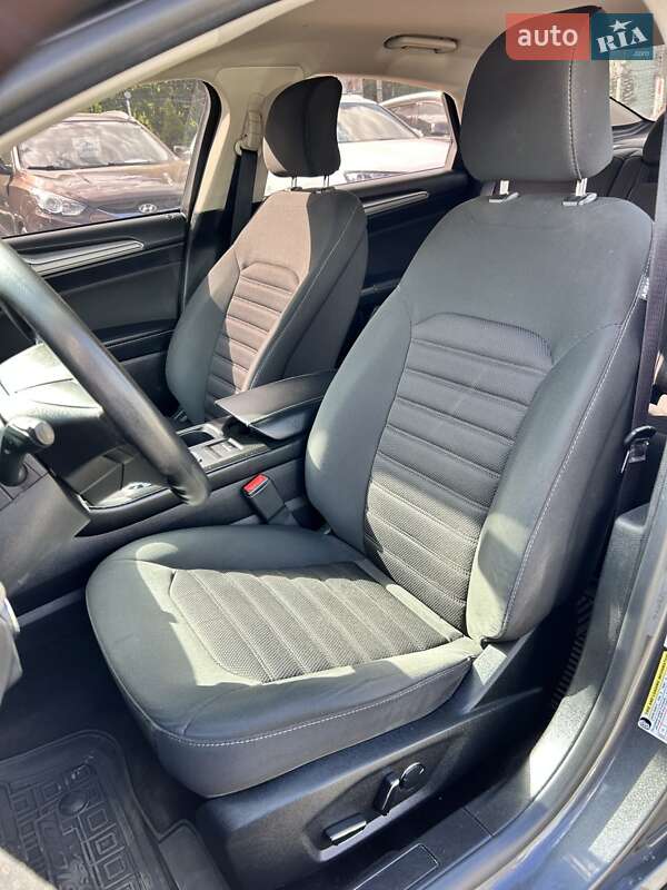 Седан Ford Fusion 2018 в Сумах