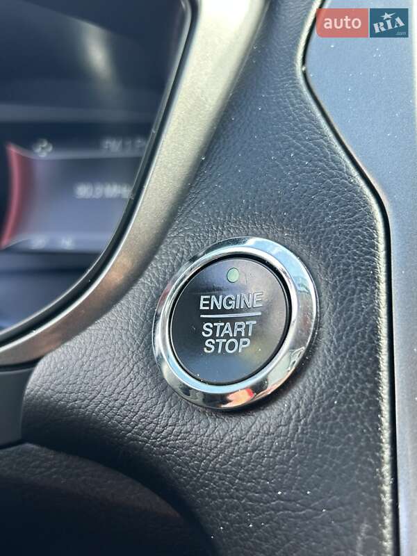 Седан Ford Fusion 2018 в Сумах