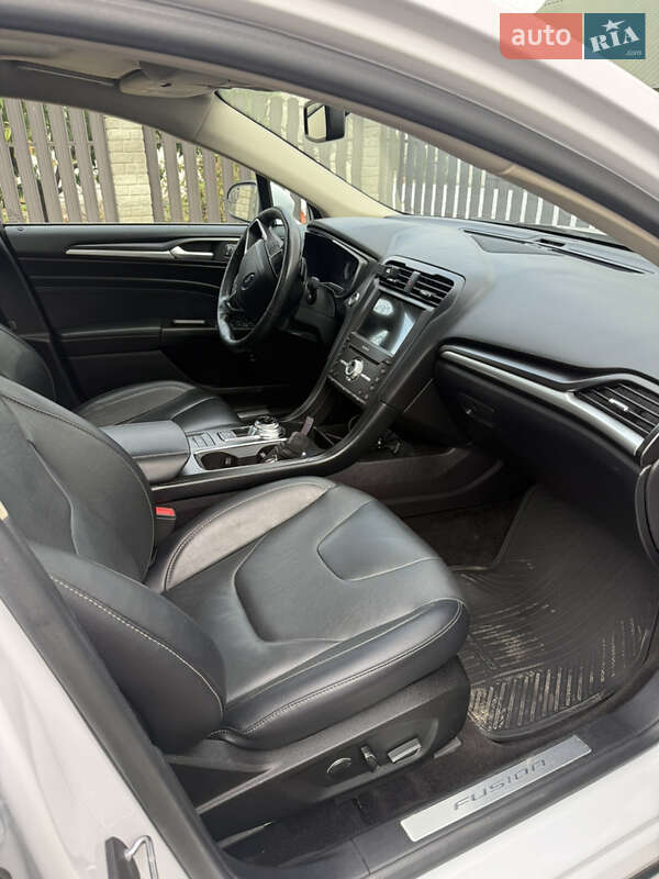 Седан Ford Fusion 2018 в Лубнах