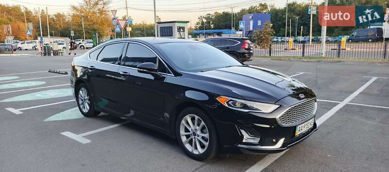 Седан Ford Fusion 2020 в Києві фото 13 Седан Ford Fusion 2020 в Києві