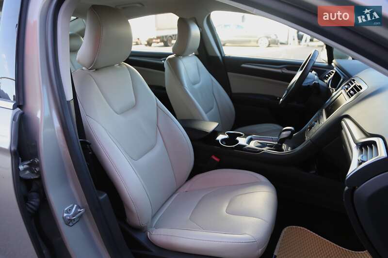 Седан Ford Fusion 2014 в Киеве фото 12 Седан Ford Fusion 2014 в Киеве