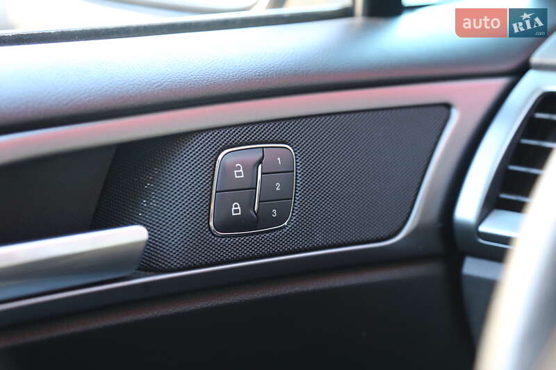 Седан Ford Fusion 2014 в Киеве фото 24 Седан Ford Fusion 2014 в Киеве