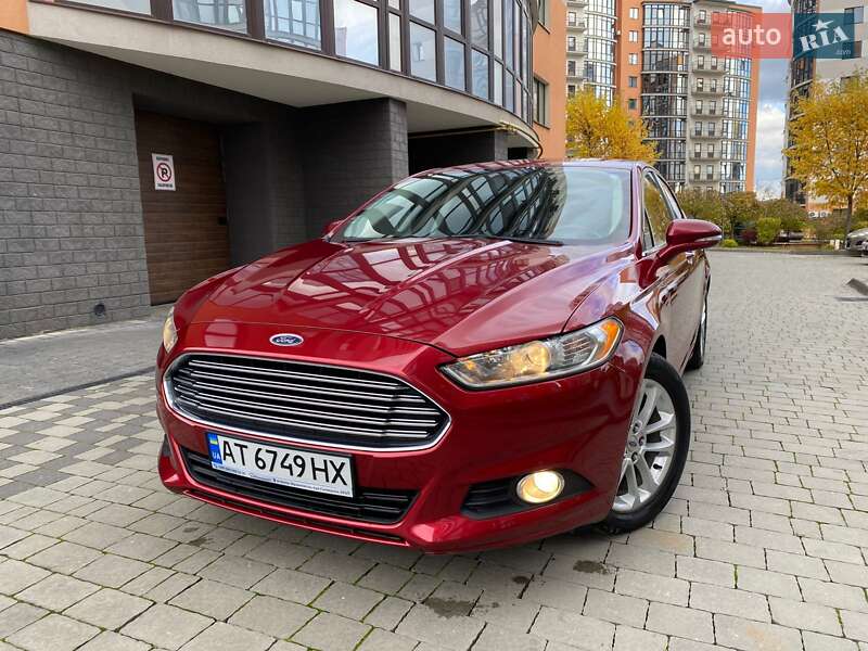 Седан Ford Fusion 2015 в Ивано-Франковске