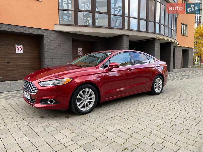 Седан Ford Fusion 2015 в Ивано-Франковске