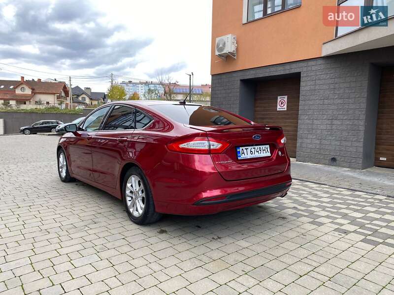 Седан Ford Fusion 2015 в Ивано-Франковске