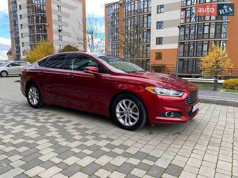Седан Ford Fusion 2015 в Ивано-Франковске