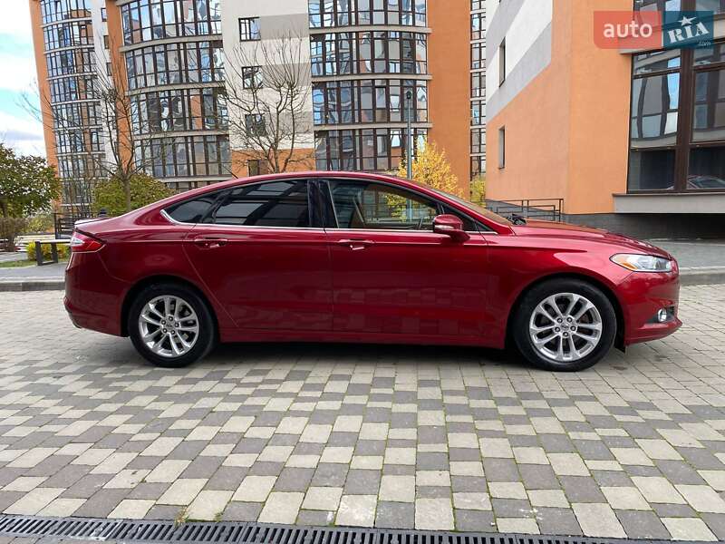Седан Ford Fusion 2015 в Ивано-Франковске