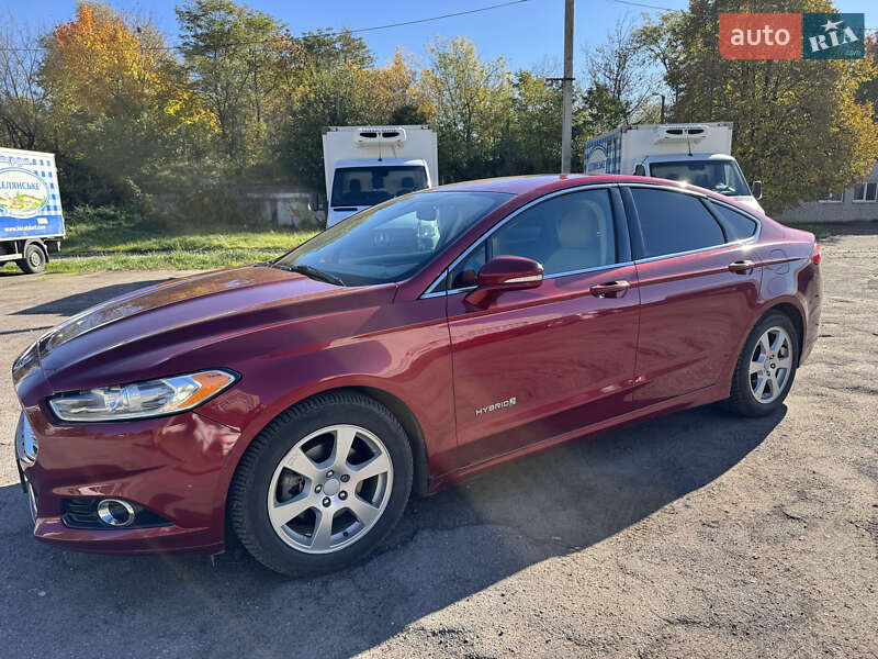 Седан Ford Fusion 2013 в Львове