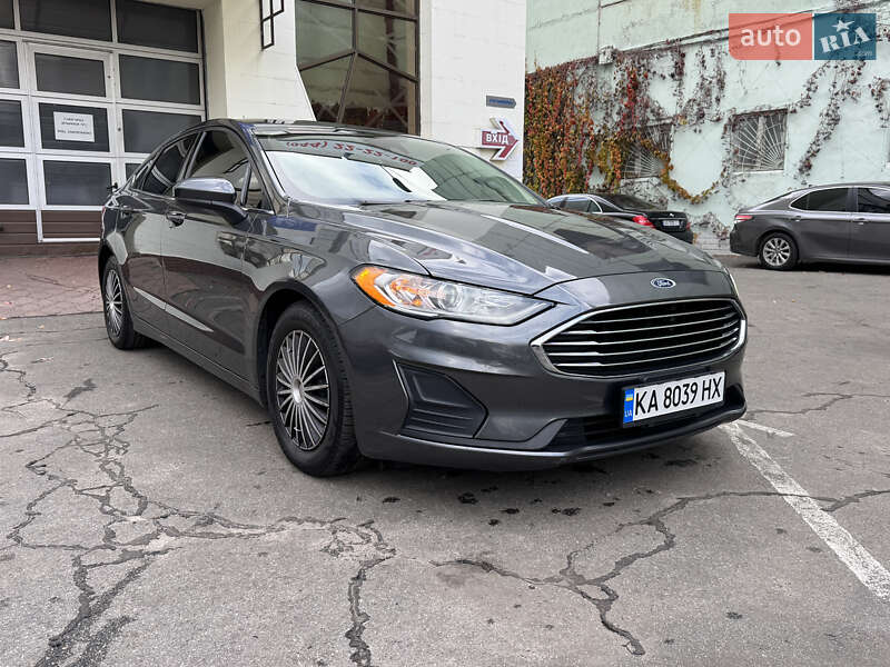 Ford Fusion 2019