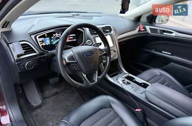 Седан Ford Fusion 2017 в  фото 13 Седан Ford Fusion 2017 в